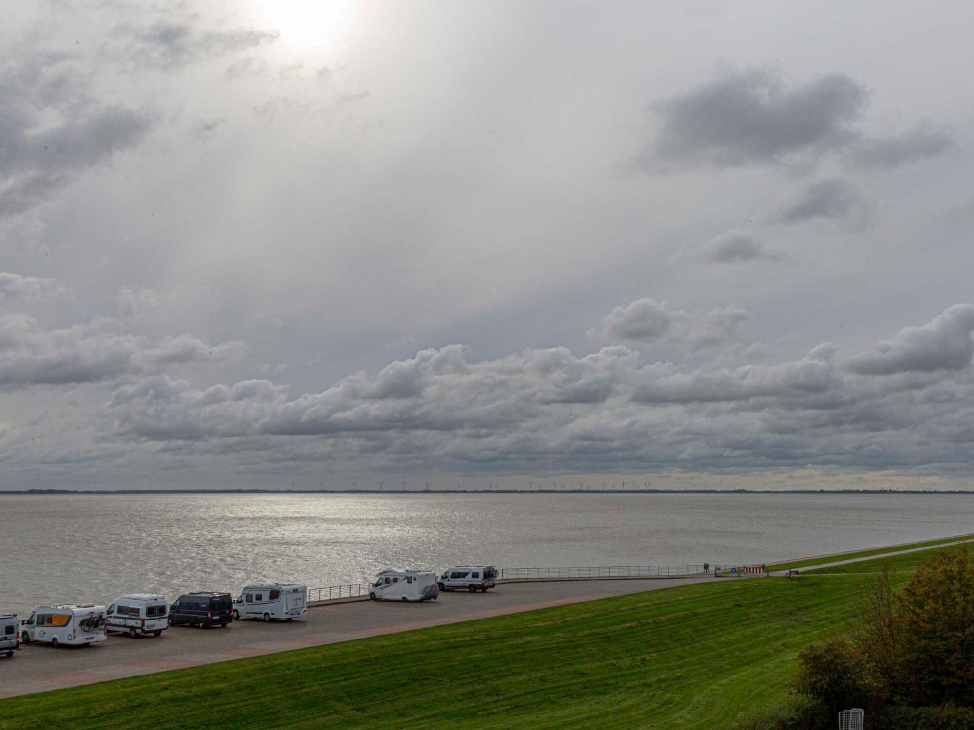 107-2 Neptun mit Meerblick Wilhelmshaven Cameră foto