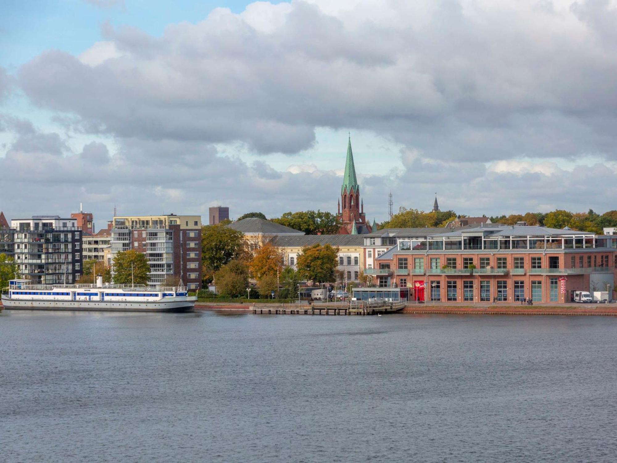 107-2 Neptun mit Meerblick Wilhelmshaven Cameră foto